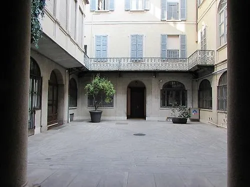 Vendégház Innperfect Suite Milánó